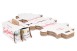 Boîte à cannes à différentes étapes d’assemblage boîte à cannes montée et démontée, caisse à poignée pour sirop d’érable, emballage en carton, étapes d’assemblage, pièces de boîte